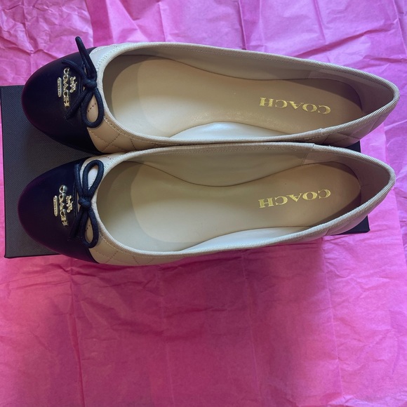 NIB COACH Outlet Allyson quilted leather ballet flats. - Picture 14 of 16
